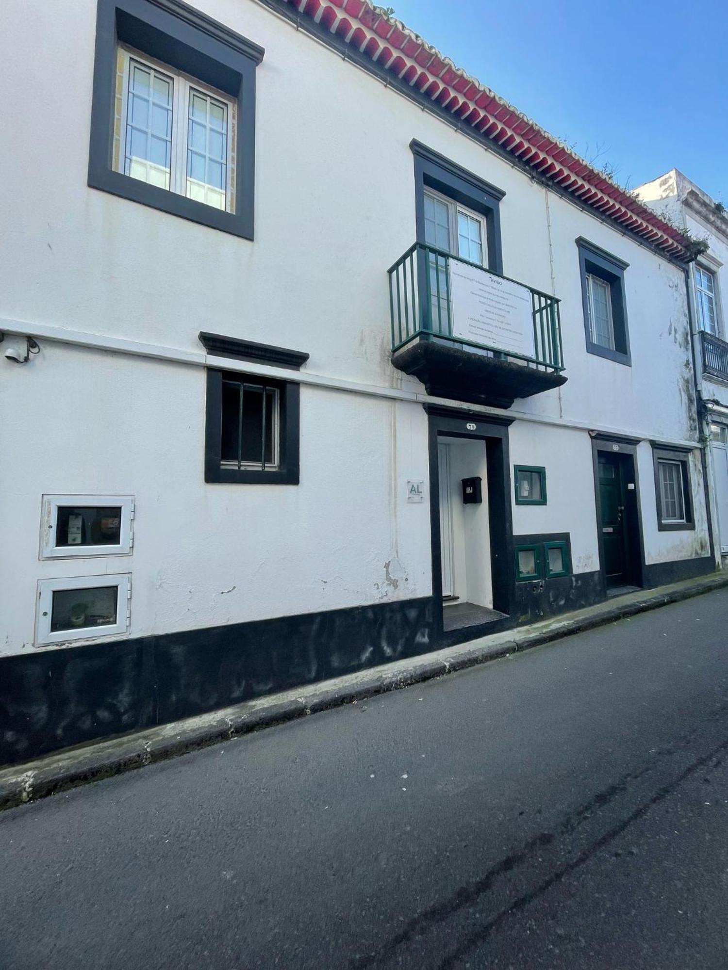 Avenida House 1 Hotell Ponta Delgada Exteriör bild